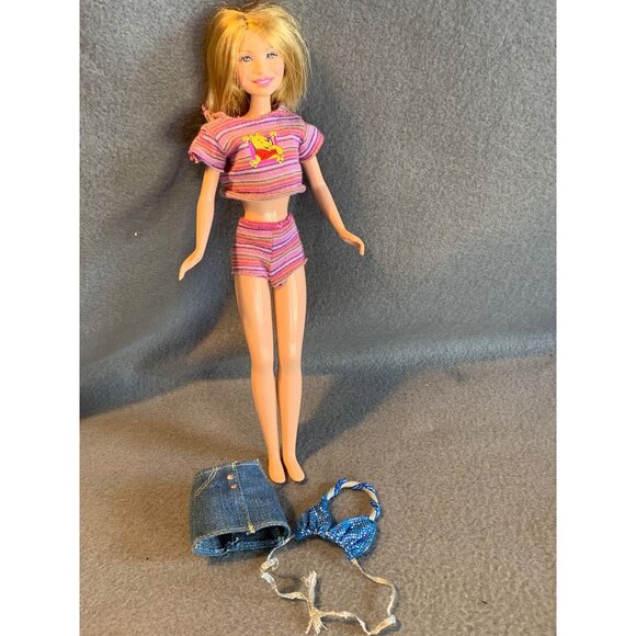 2001 Mattel Mary-Kate and Ashely-Mary-K W Outfits Jointed Bendable Knees Doll - Picture 1 of 13